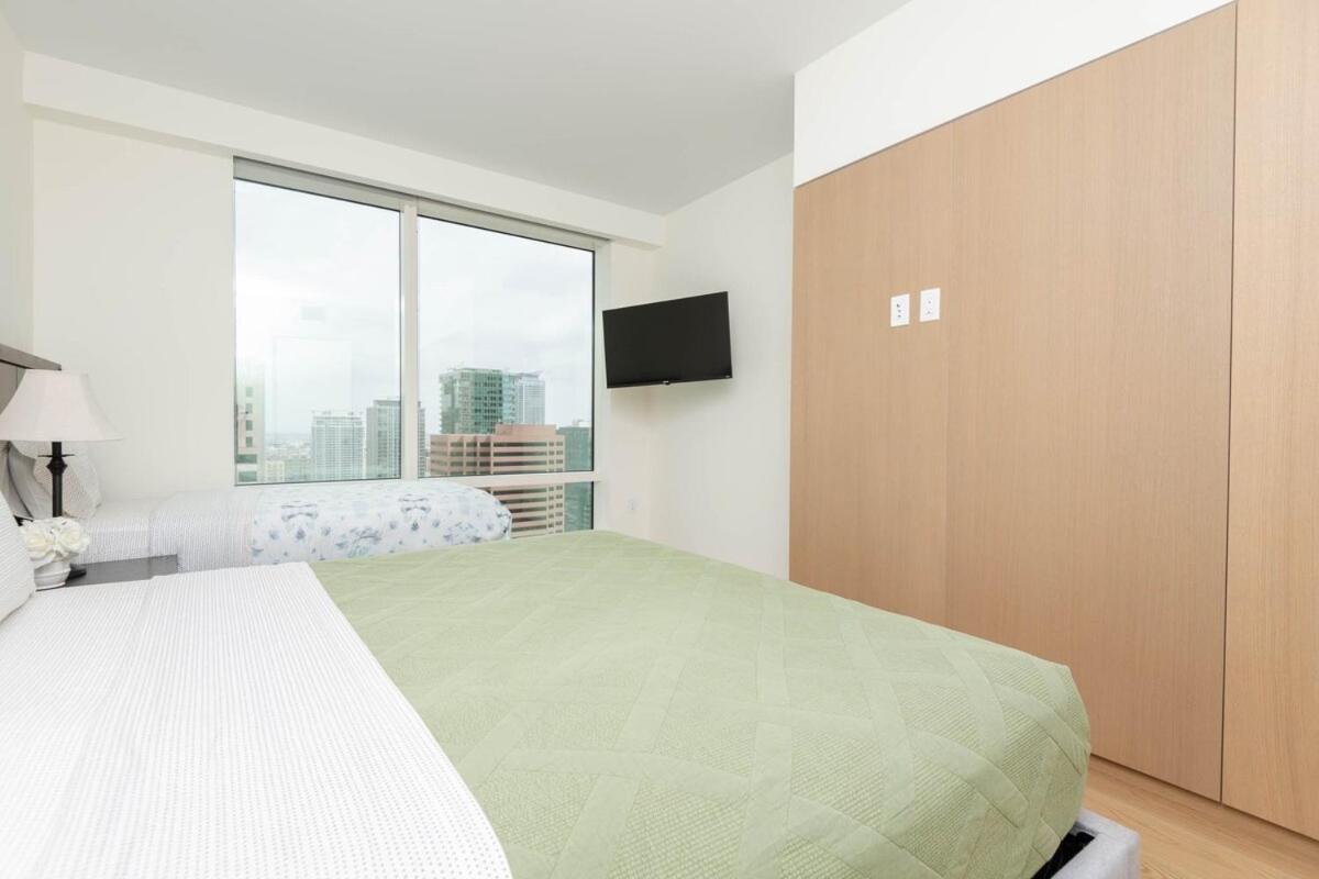 Appartement Snug 3br Highrise With Pool, & Rooftop Views