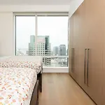 Snug 3Br Highrise With Pool, Spa & Rooftop Views